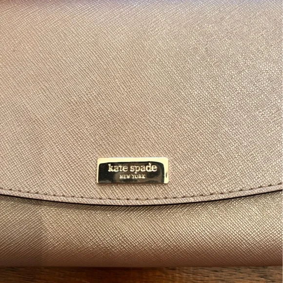 Kate Spade | Laurel Way Winni Crossbody - Picture 3 of 7